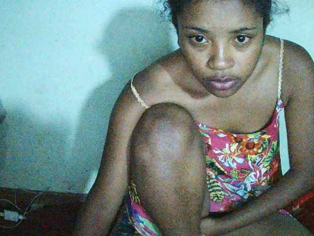 TriciaBella Live Cam on BongaCams