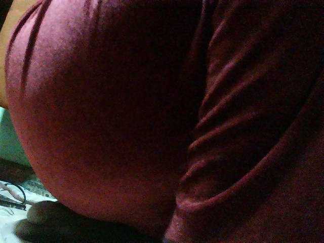 TriciaBella live cam on BongaCams