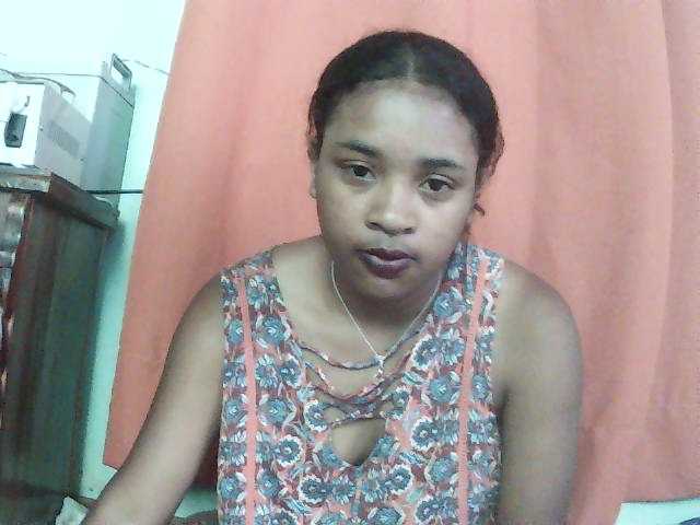 TriciaBella live cam on BongaCams