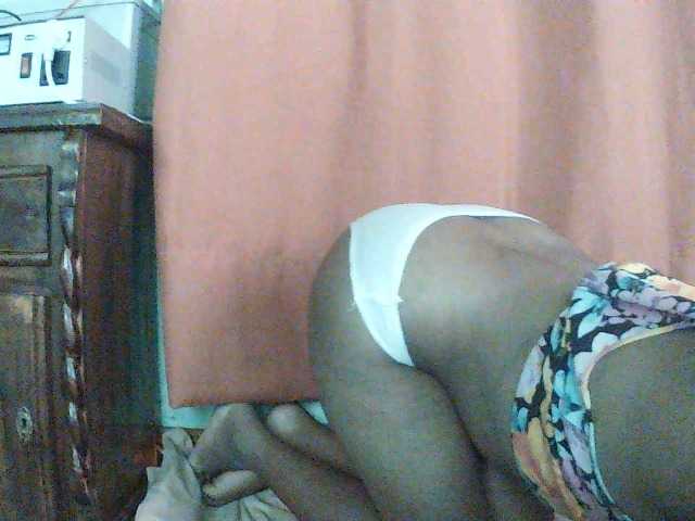 TriciaBella live cam on BongaCams