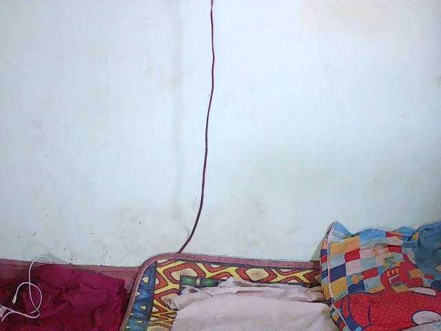 TriciaBella's BongaCams show and profile