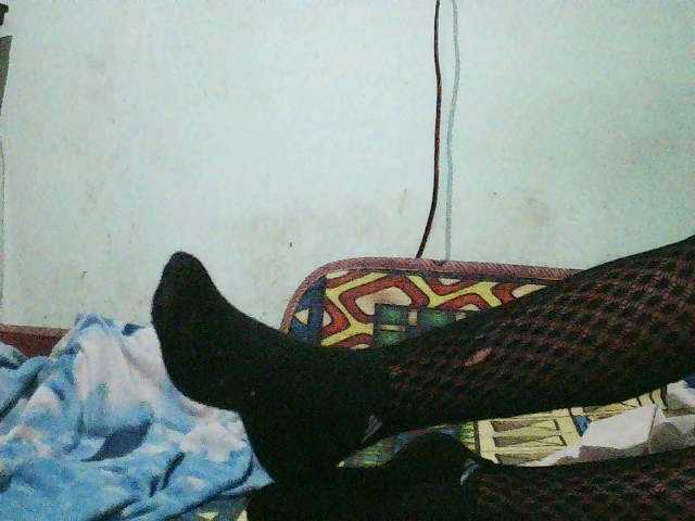 TriciaBella's BongaCams show and profile