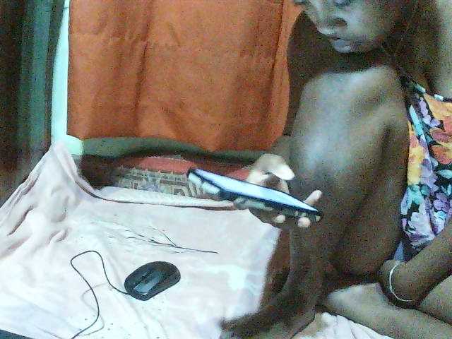 TriciaBella live cam preview
