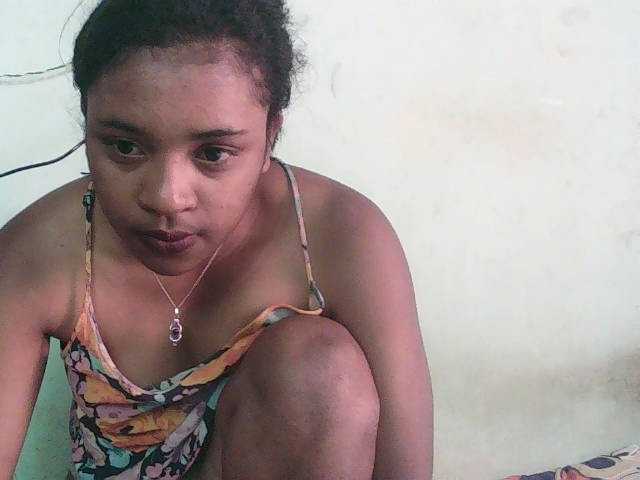TriciaBella live cam on BongaCams