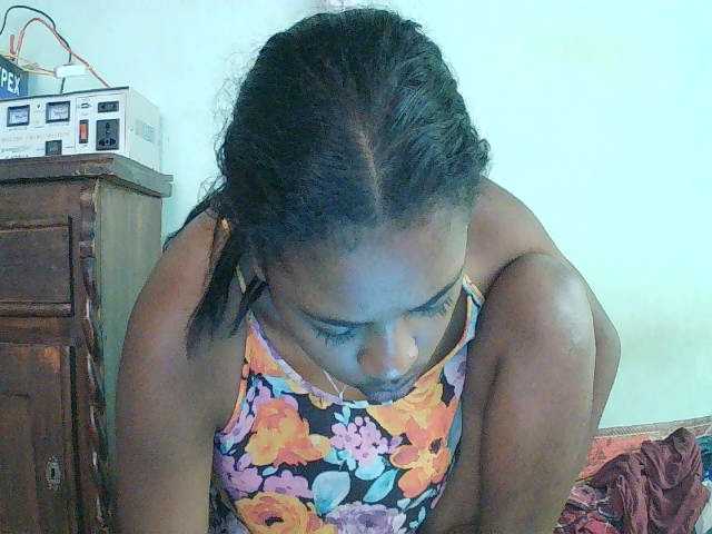 TriciaBella live cam on BongaCams