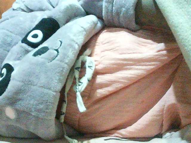TriciaBella live cam