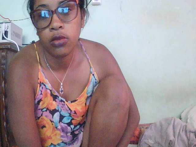 TriciaBella Live Cam pe BongaCams
