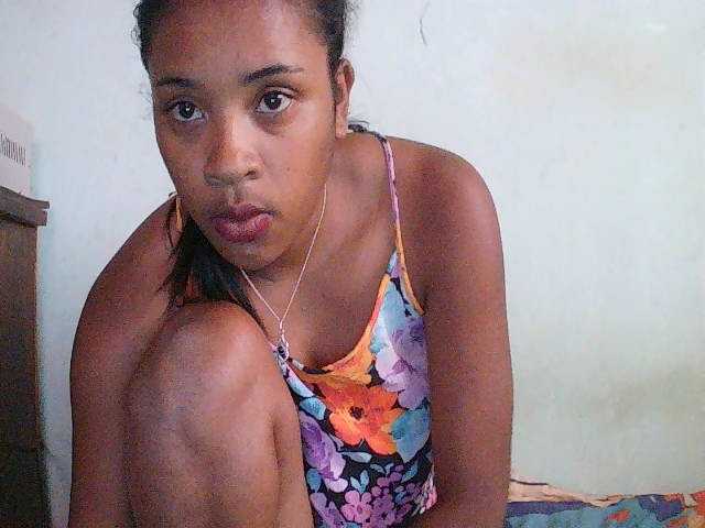 TriciaBella live cam on BongaCams