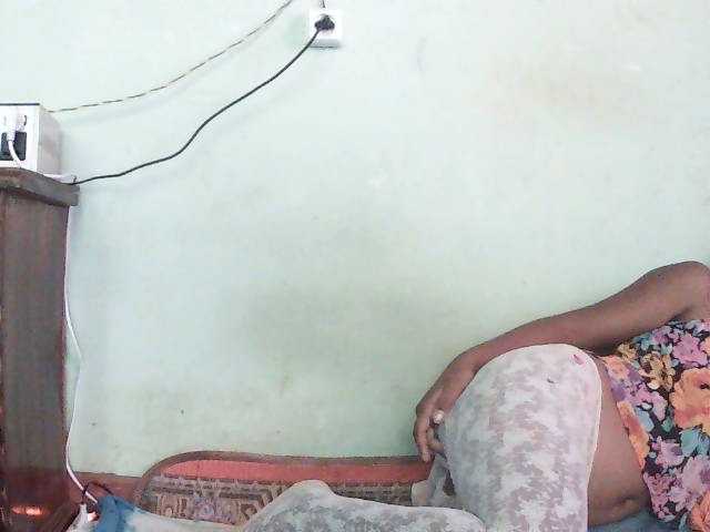 TriciaBella live cam on BongaCams