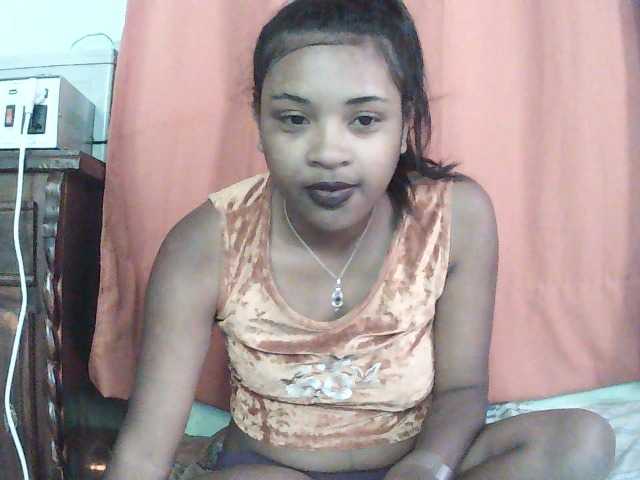 TriciaBella live cam on BongaCams