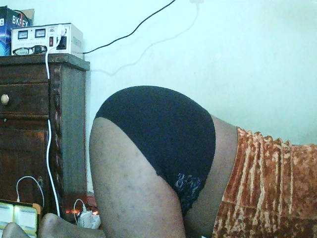 TriciaBella live cam on BongaCams