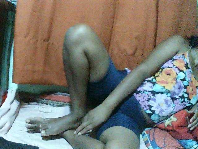 TriciaBella live cam on BongaCams