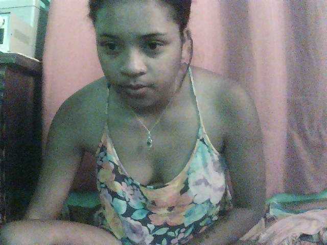 TriciaBella live cam on BongaCams
