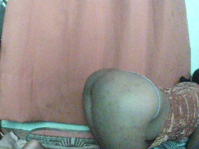 TriciaBella live cam on BongaCams
