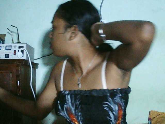 TriciaBella live cam on BongaCams