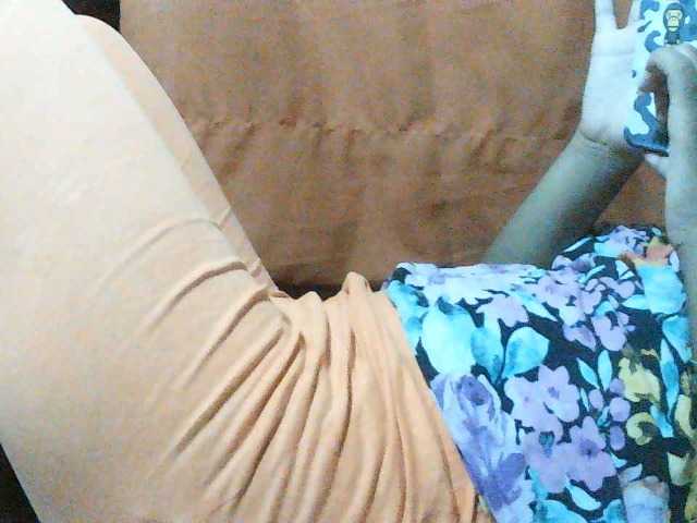 TriciaBella live cam on BongaCams