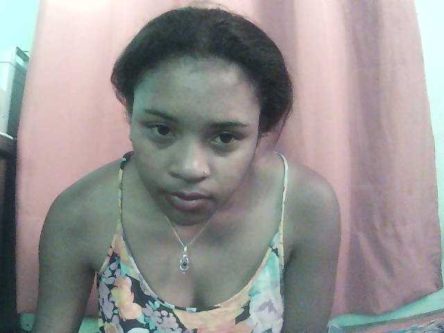 TriciaBella live cam on BongaCams