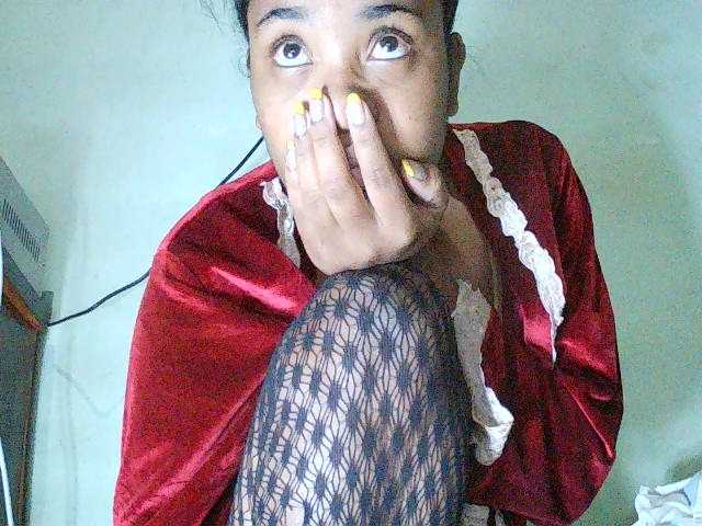 TriciaBella live cam on BongaCams