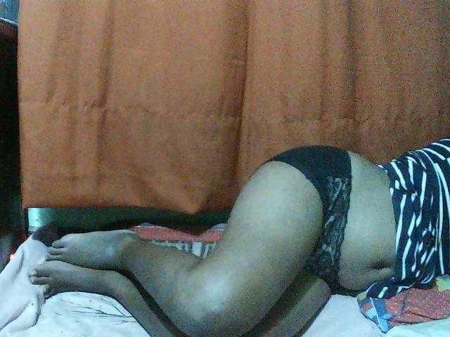 TriciaBella live cam on BongaCams