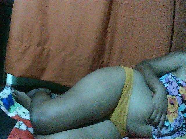 TriciaBella live cam on BongaCams