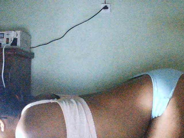 TriciaBella live cam on BongaCams
