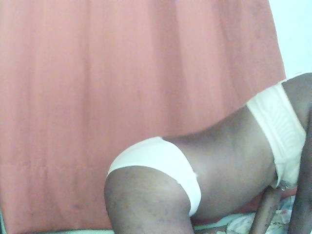 TriciaBella live cam on BongaCams