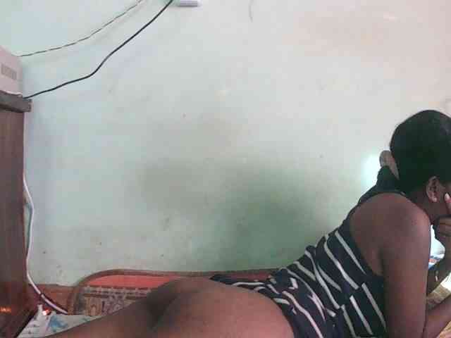 TriciaBella webcam