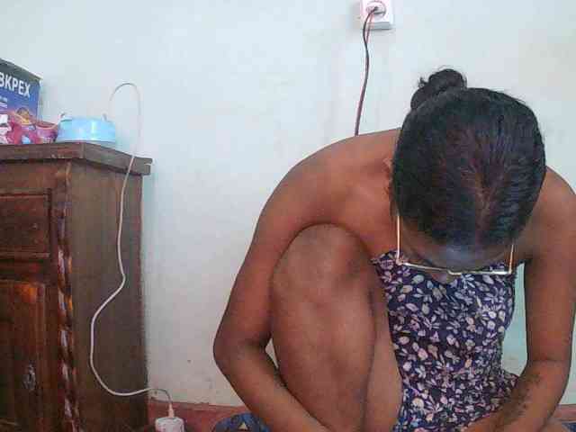 Modèle: TriciaBella