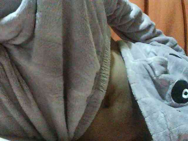 TriciaBella webcam