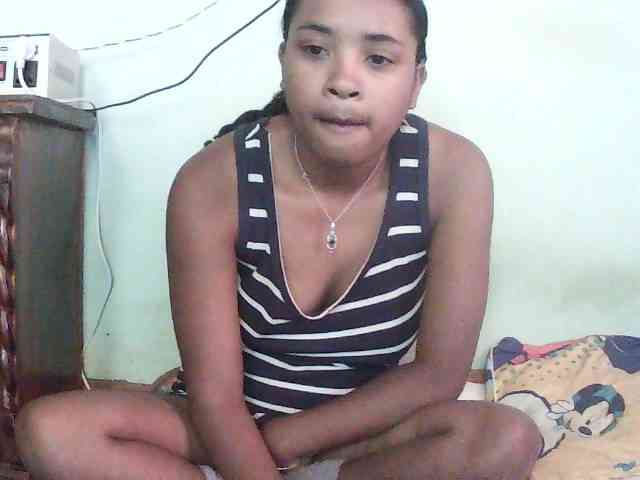 triciabella's live room