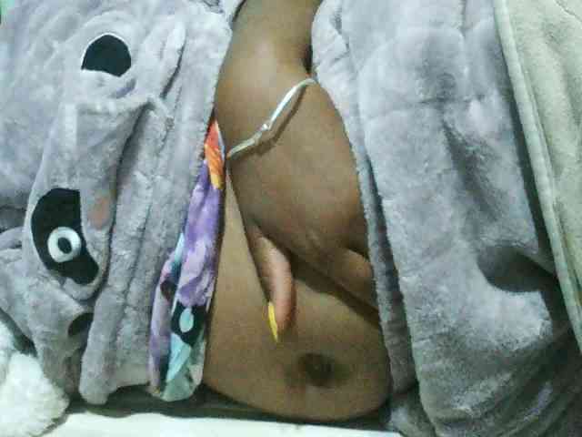 TriciaBella webcam