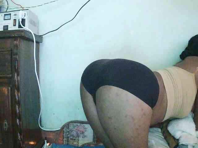 TriciaBella webcam