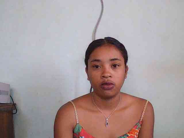 Modèle: TriciaBella