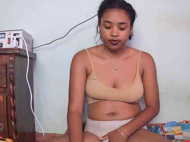 TriciaBella TriciaBella