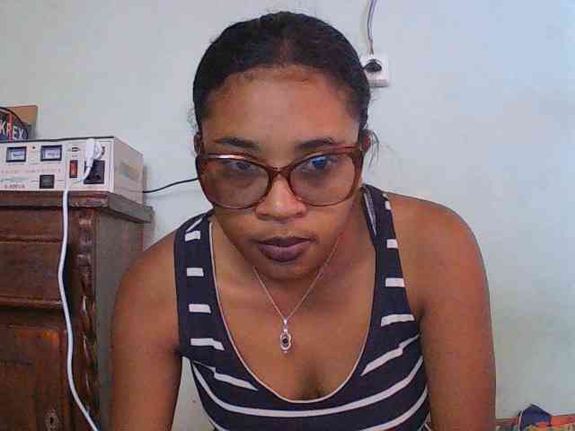 TriciaBella webcam
