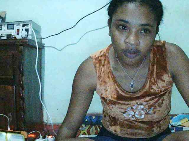 TriciaBella webcam