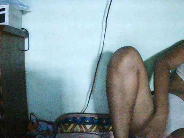 TriciaBella webcam