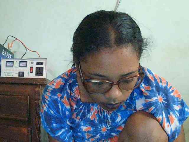 TriciaBella webcam