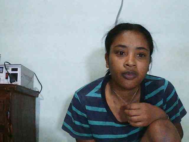TriciaBella webcam