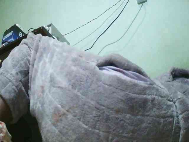 TriciaBella webcam