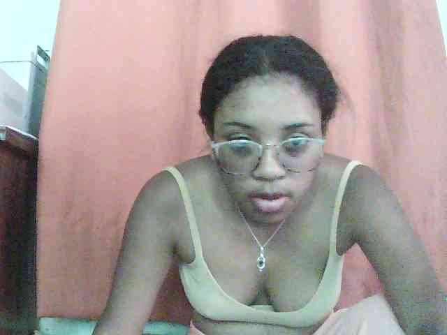 TriciaBella TriciaBella