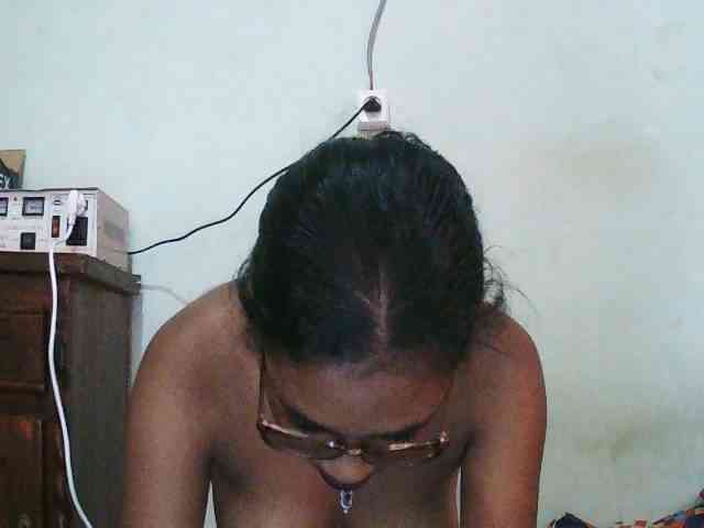 TriciaBella webcam