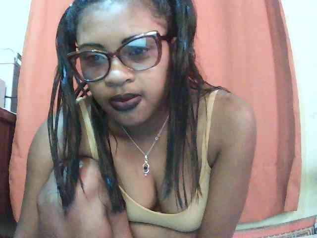 TriciaBella TriciaBella