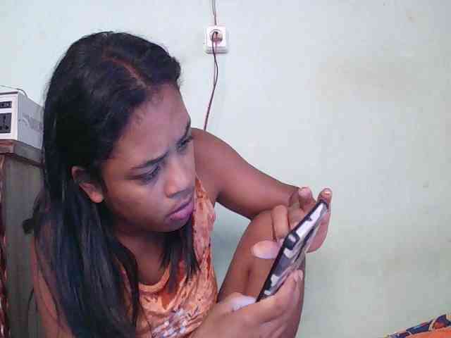TriciaBella webcam