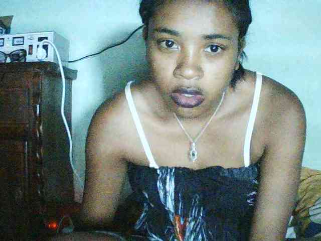 TriciaBella webcam