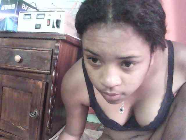 TriciaBella webcam
