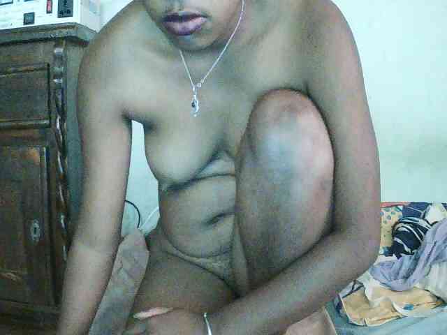 TriciaBella webcam