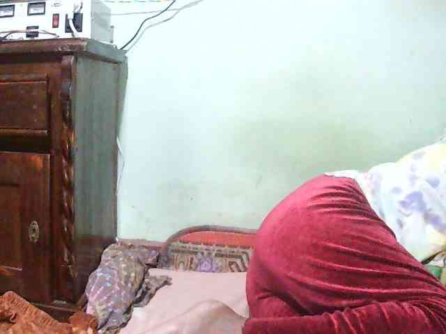 TriciaBella webcam