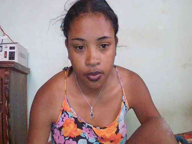 TriciaBella webcam