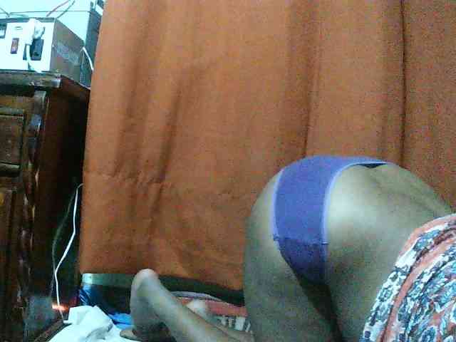 TriciaBella webcam